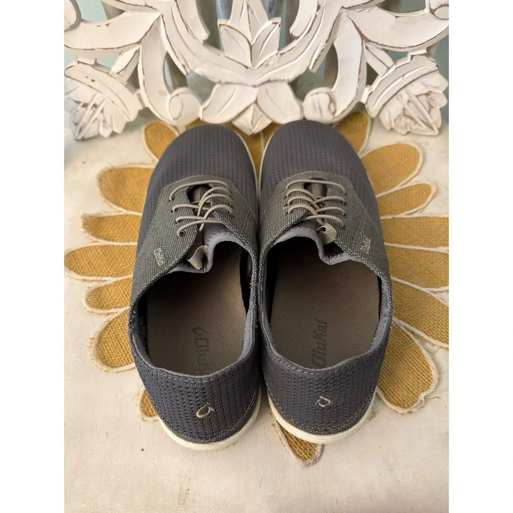 OLUKAI Nohea Moku Charcoal/Clay Casual Shoes Mens Size US 10.5 (new price $120)